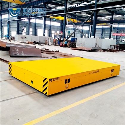 Veículo de plataforma móvel tipo esteira ultrabaixa
